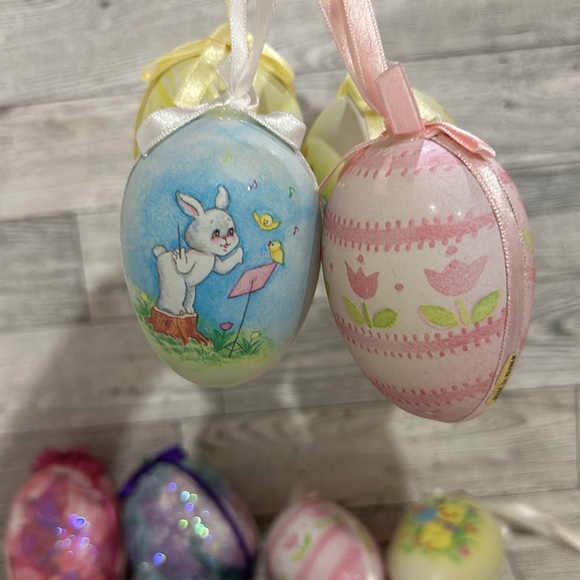 Vintage lot of 18 faux Easter eggs decor - Picture 6 of 7